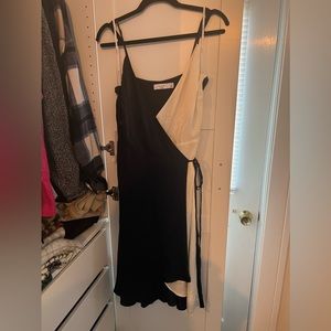 Ali & Jay Navy and White wrap dress NWT